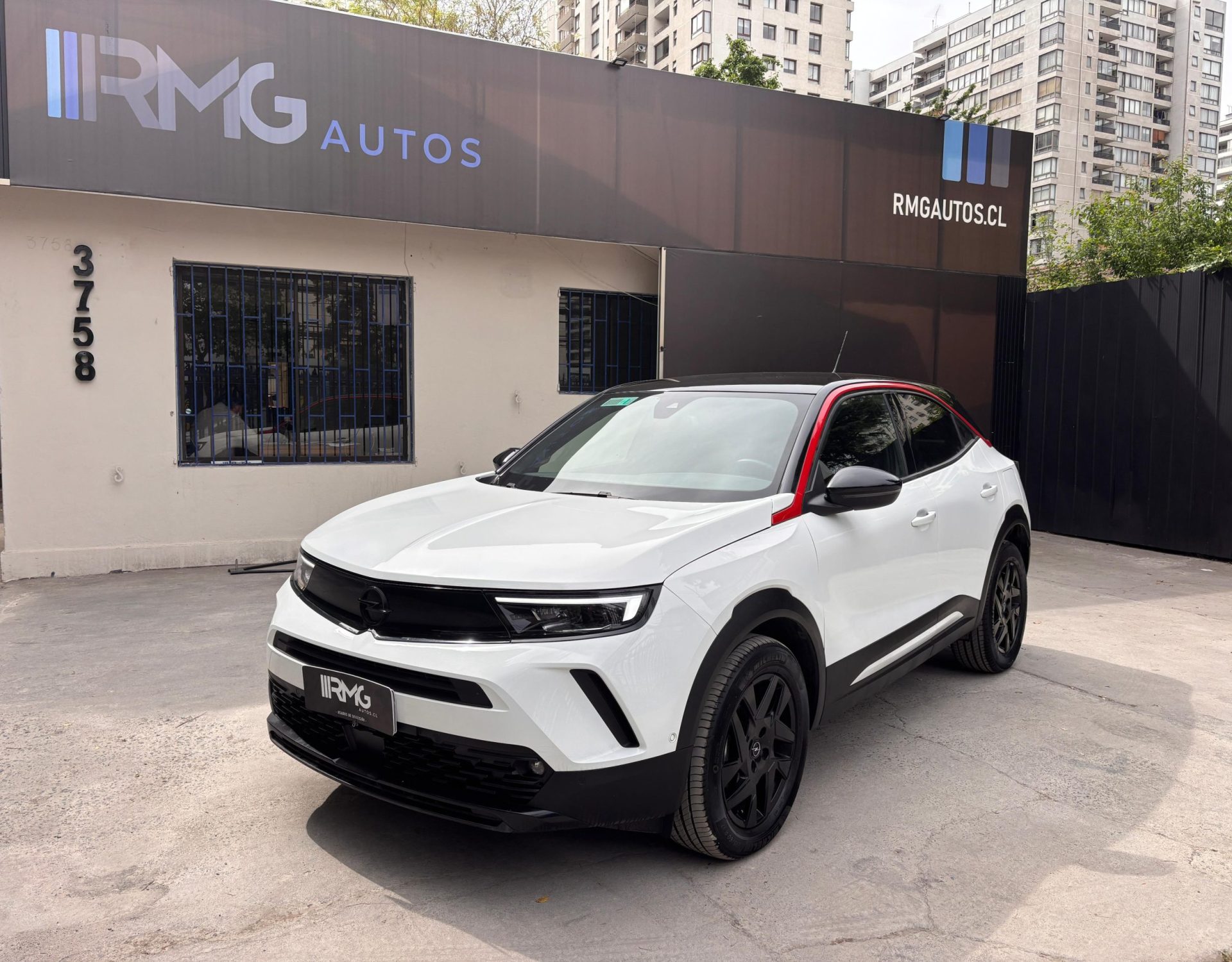 WhatsApp Image 2025-10-27 at 11.08.04