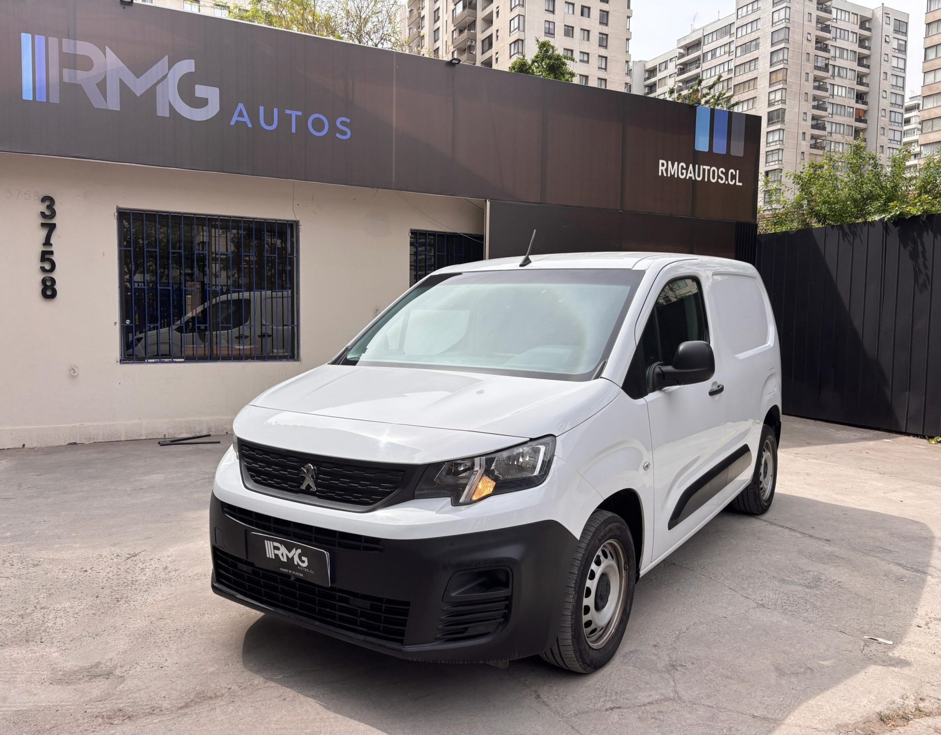 WhatsApp Image 2025-10-27 at 11.34.43